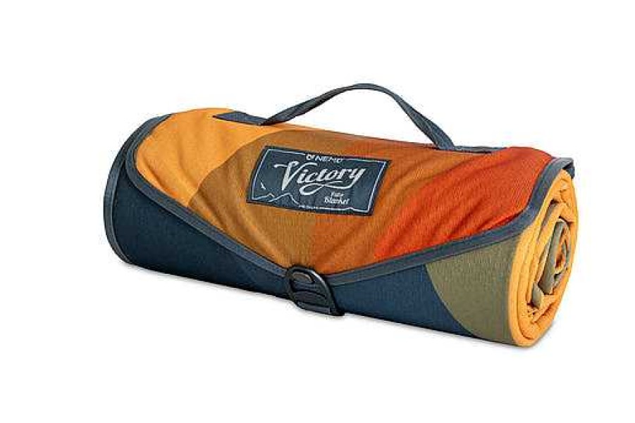 Gear Nemo | Victory Patio Blanket - Medium Fortress Mirage